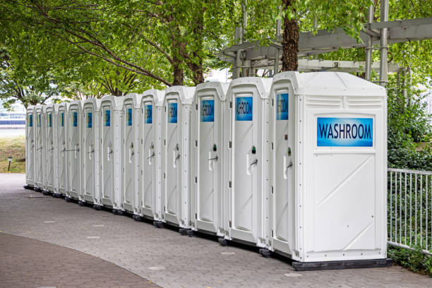Best Portable toilet rental cost  in Hastings, MI